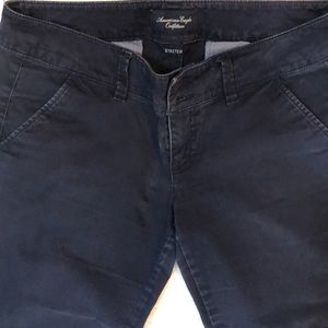 Sz 2 American Eagle Navy Khakis